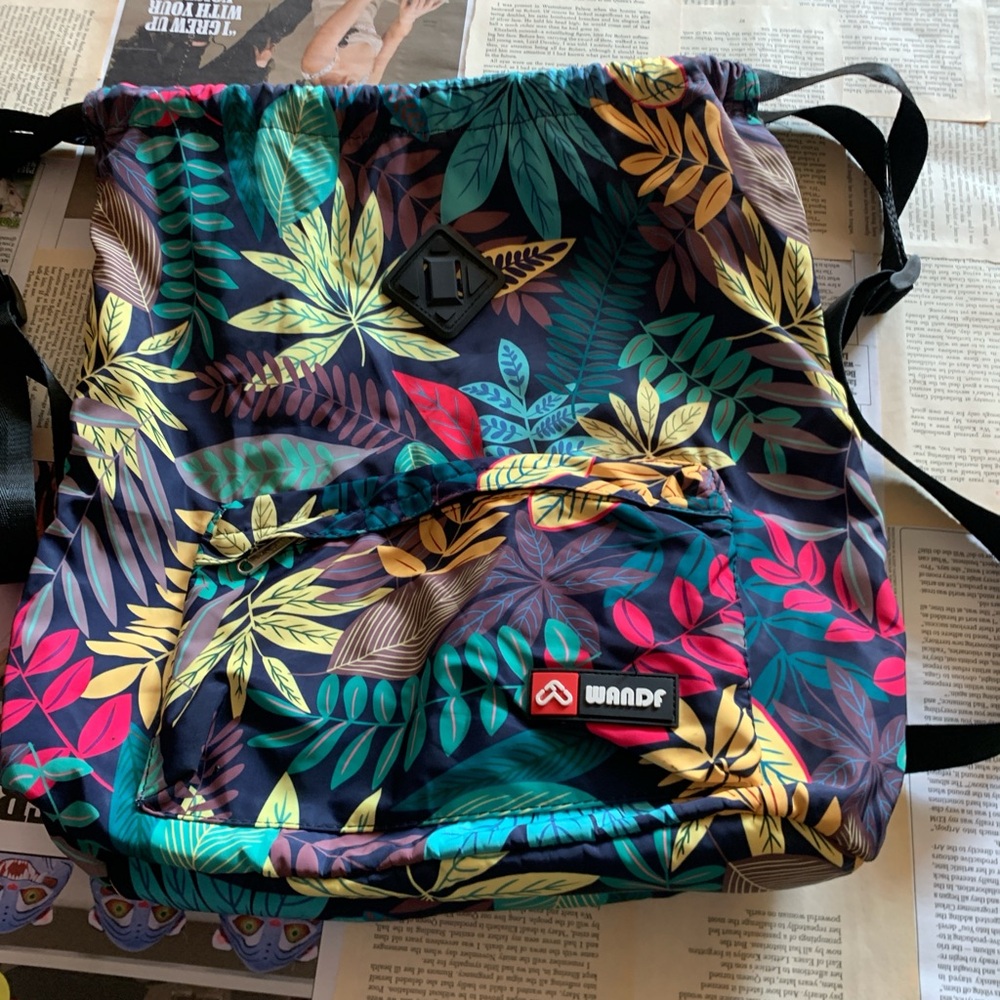 Tropical Leaf Print Drawstring Backpack - image 3
